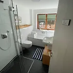 Haus Kleeblatt Im Chiemgau * سيغزدورف