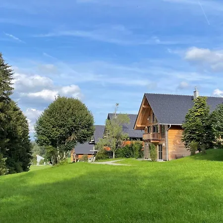 Haus Kleeblatt Im Chiemgau بيت للعطل