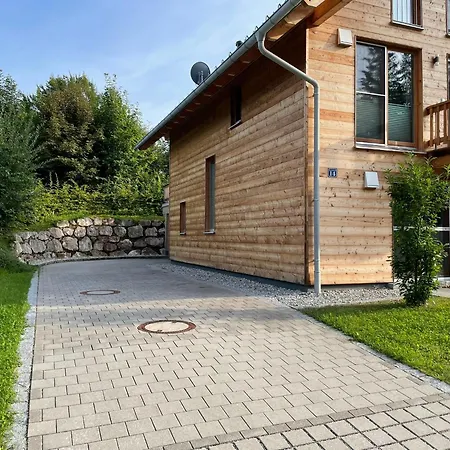 Haus Kleeblatt Im Chiemgau * سيغزدورف
