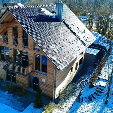 Haus Kleeblatt Im Chiemgau بيت للعطل *